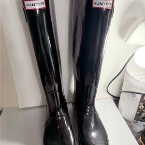 Hunter Gloss Black Knee-High Rain Boots